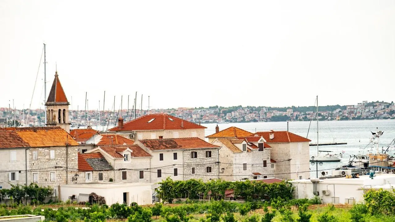 Calma Apartments Trogir