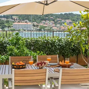 Flora Trogir